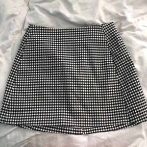 Black and white plaid skirt